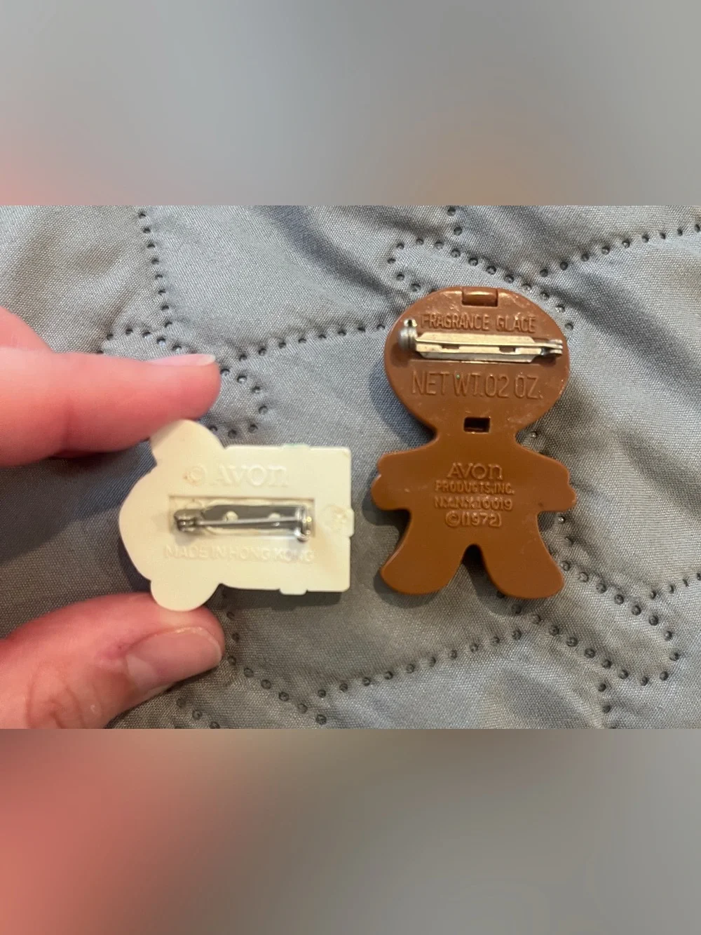Vintage Avon Christmas Pins Lot 1972 Gingerbread Man & Holiday Mouse